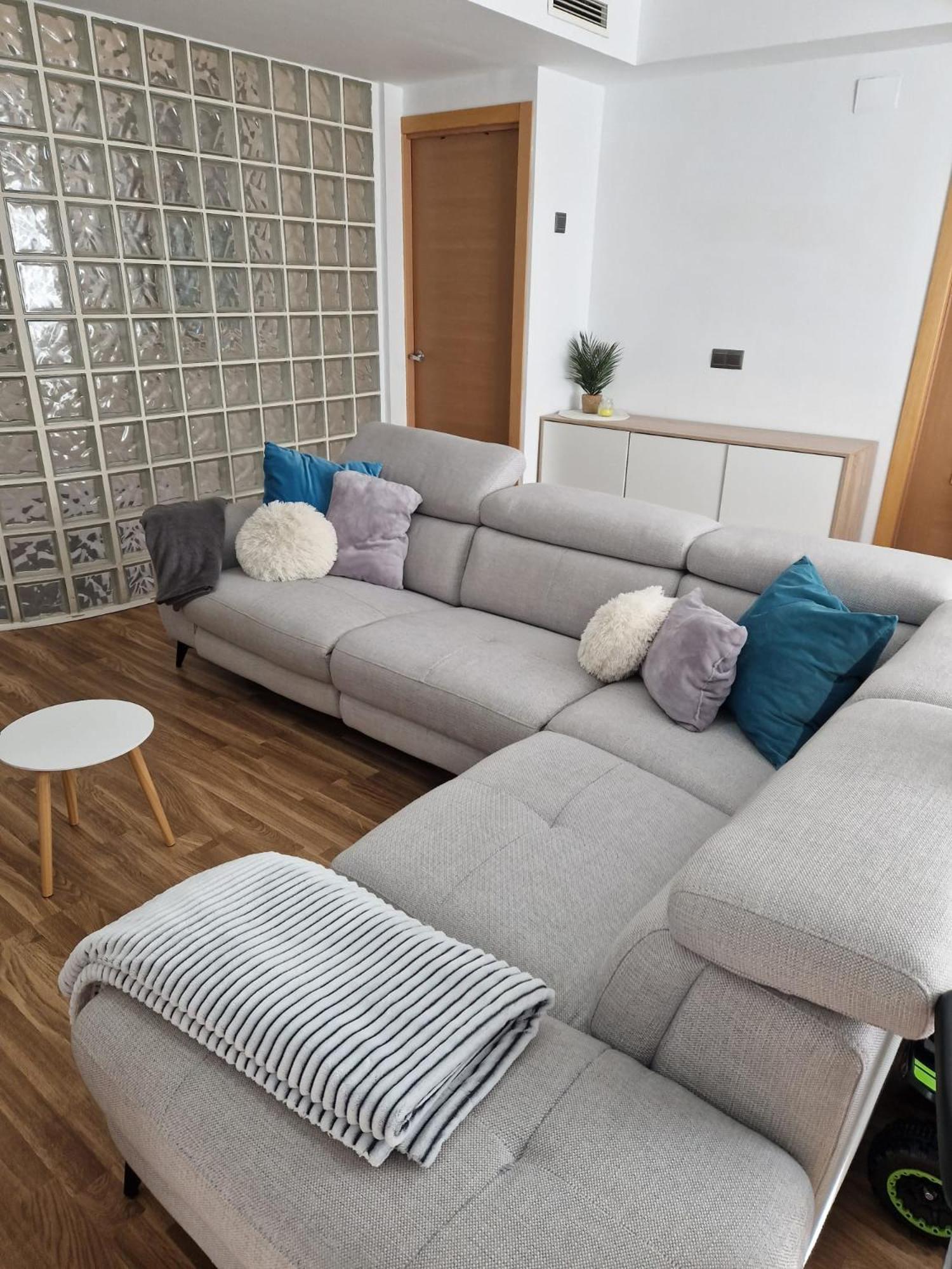 דירות אליקאנטה Quarto Com Banheiro Privado Em Apartamento Familiar מראה חיצוני תמונה